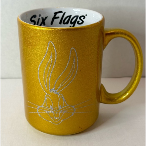 Looney Tunes Six Flags Coffee Mug Gold Glitter Bugs Bunny 14 ounces Warner Bros - Picture 1 of 7